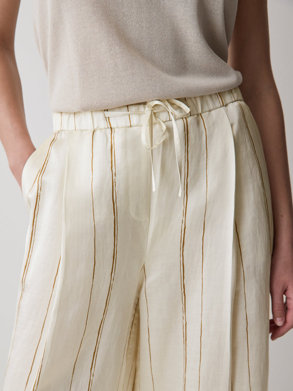RW&CO Pull-On Mid-Rise Wide-Leg Pant
