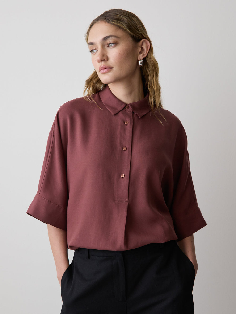 RW&CO Short-Sleeve Blouse with Shirt Collar
