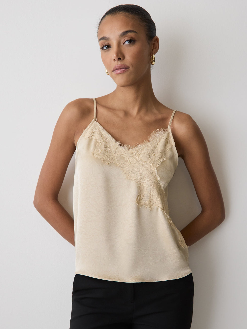RW&CO Sleeveless V-Neck Satin Blouse with Lace Trim