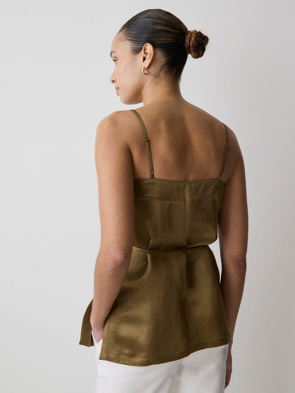 RW&CO Sleeveless Square-Neck Blouse