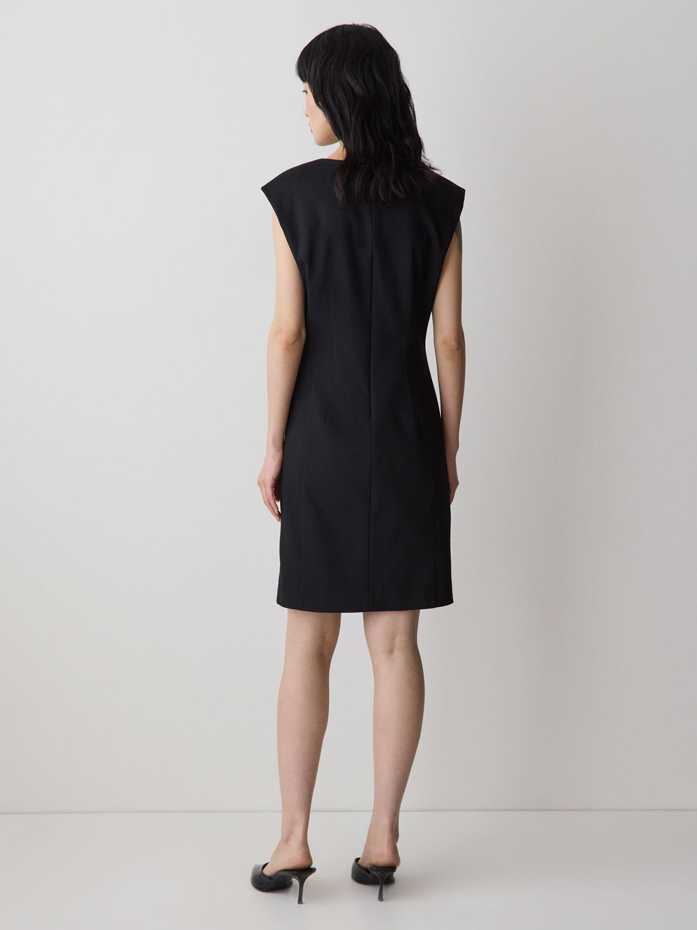 RW&CO Sleeveless Crew-Neck Mini Dress