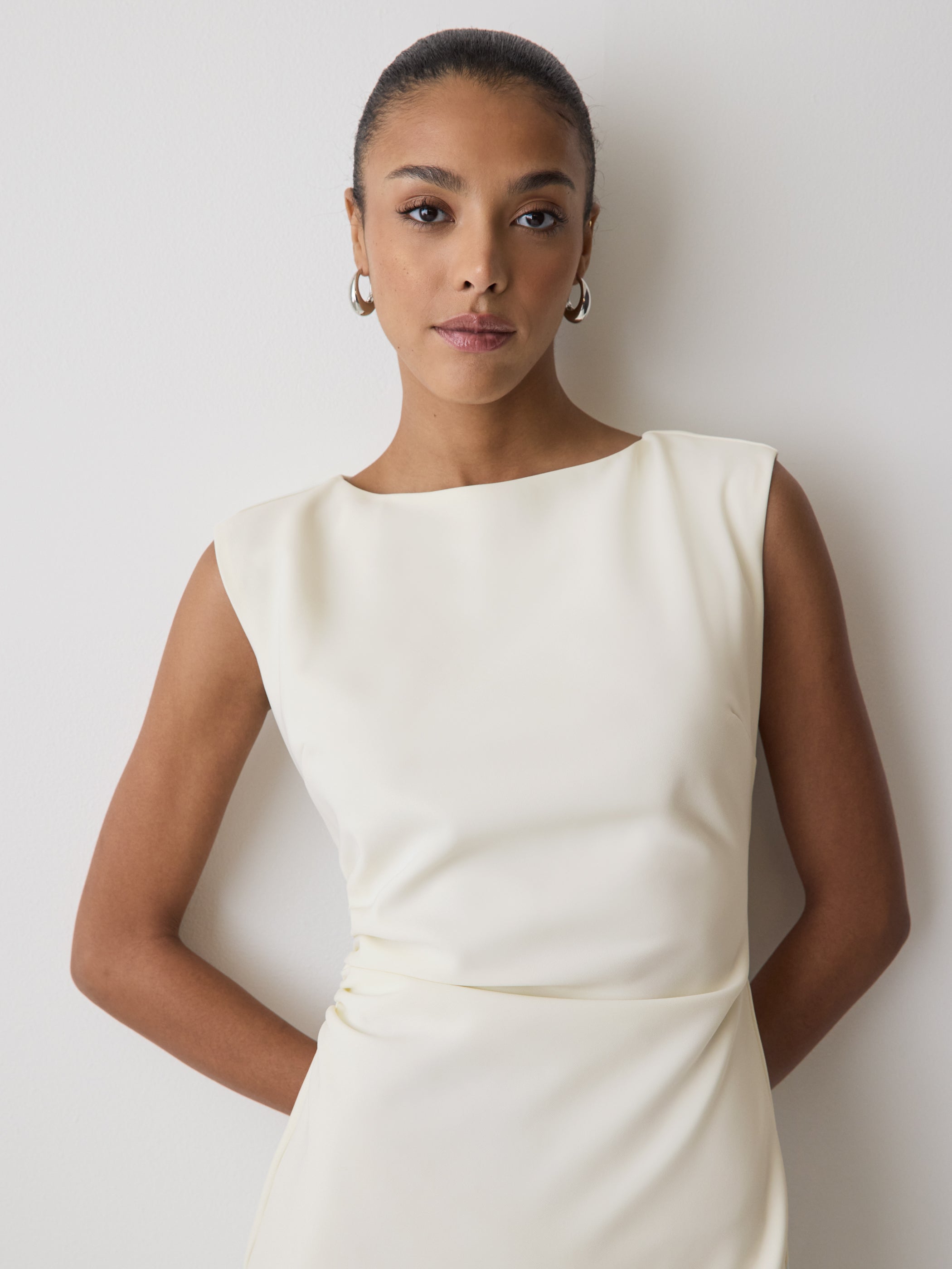 RW&CO Sleeveless Crew-Neck Mini Dress
