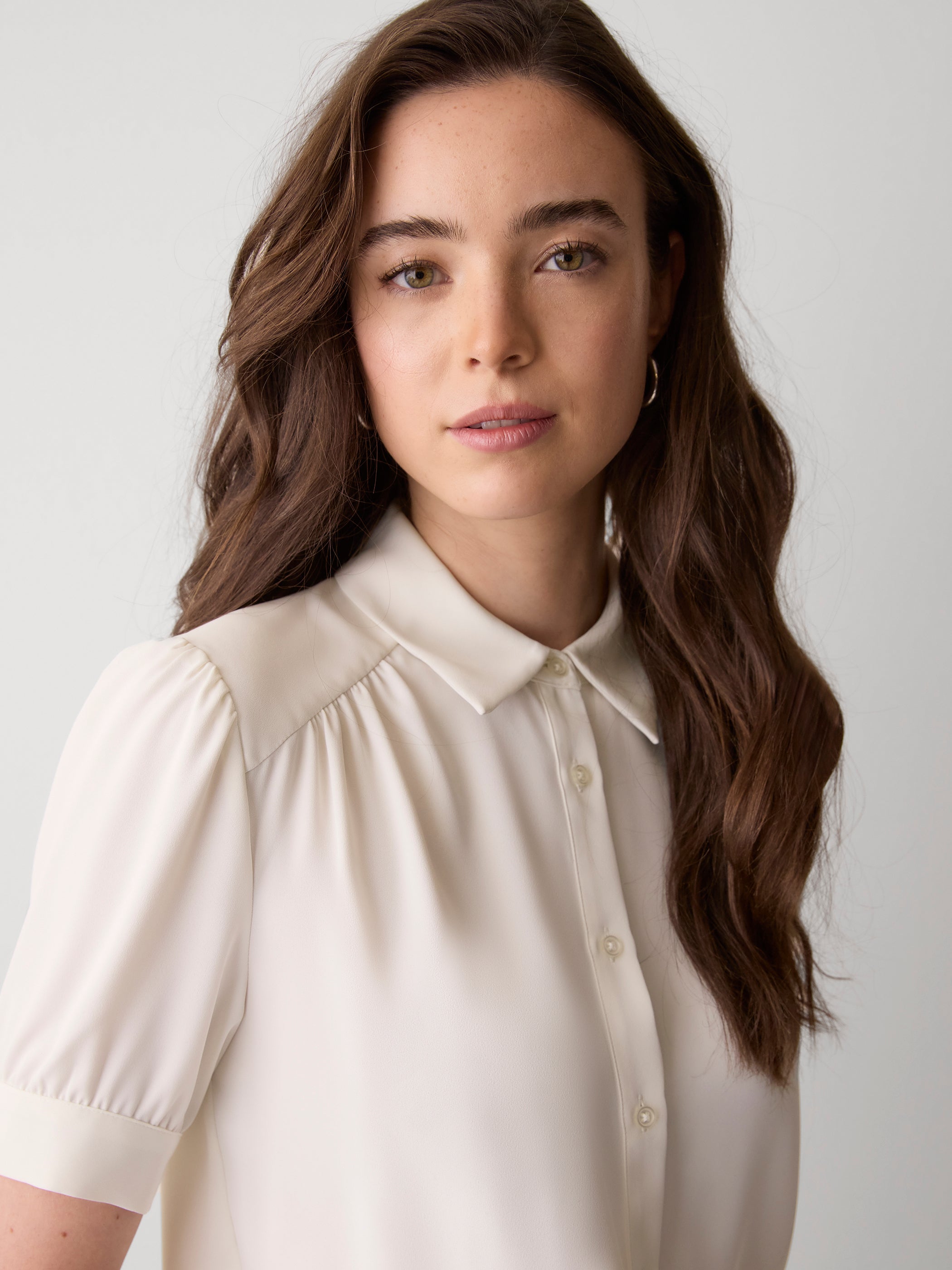 RW&CO Silky Crepe Short-Sleeve Buttoned-Down Blouse